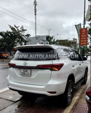 Xe Toyota Fortuner 2.4G 4x2 MT 2017