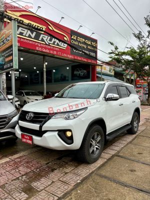 Xe Toyota Fortuner 2.4G 4x2 MT 2017