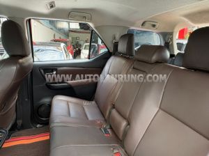Xe Toyota Fortuner 2.4G 4x2 MT 2017