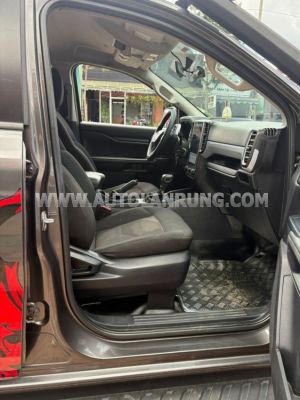 Xe Ford Ranger XLS 2.0L 4x2 AT 2024