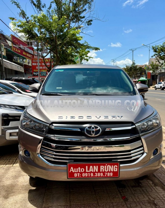 Toyota Innova 2.0E